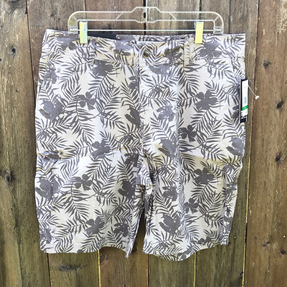 Trunks men’s classic chino size 36 new with tags